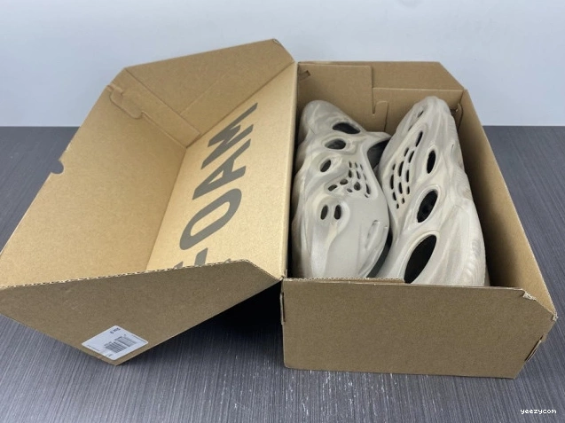 GX4472 RNNR Stone Adidas Yeezy Foam Sage 0726